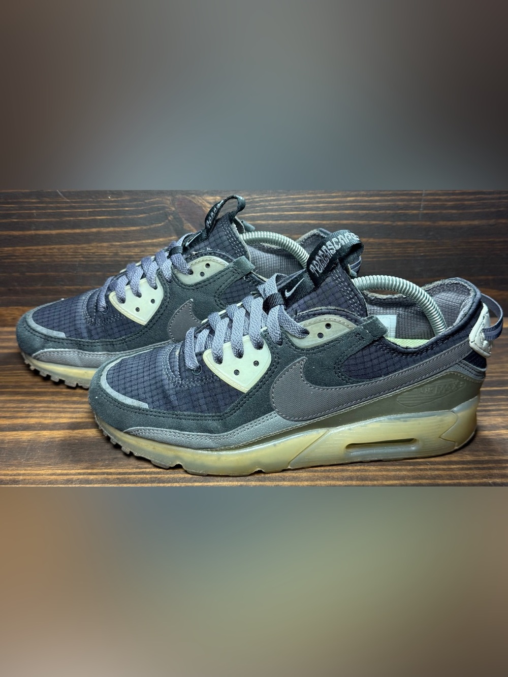 Nike Air Max Terrascape 90 Women’s Size 9.5 Shoes Thunder Grey Black Athletic
